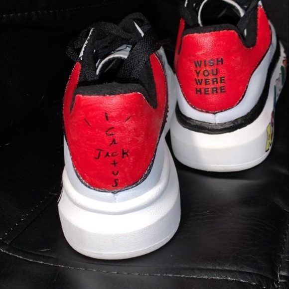 Travis Scott shoes - Picture 3 of 3